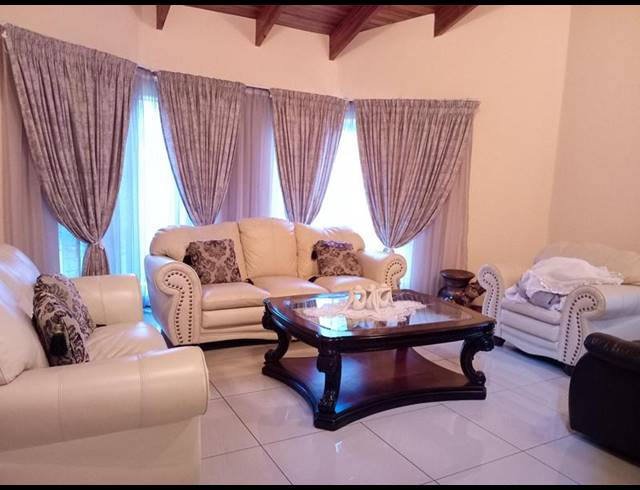 3 BEDROOM HOUSE FOR SALE IN VANDERBIJLPARK SE 3